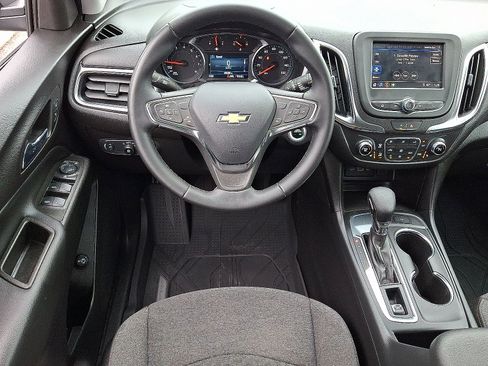 Used 2024 Chevrolet Equinox LT w/ LPO, Floor Liner Package FWD image 11