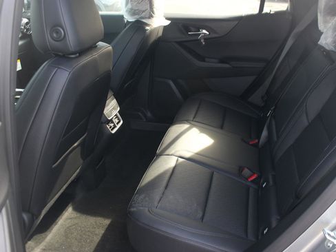 New 2026 Chevrolet Equinox LT image 10