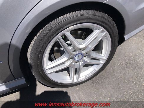 Used 2013 Mercedes-Benz E 350 Sedan image 27