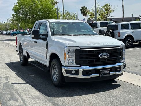 New 2026 Ford F250 XL w/ XL Chrome Package RWD image 9