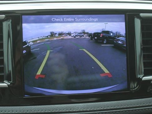 Used 2017 Chrysler Pacifica Limited image 22