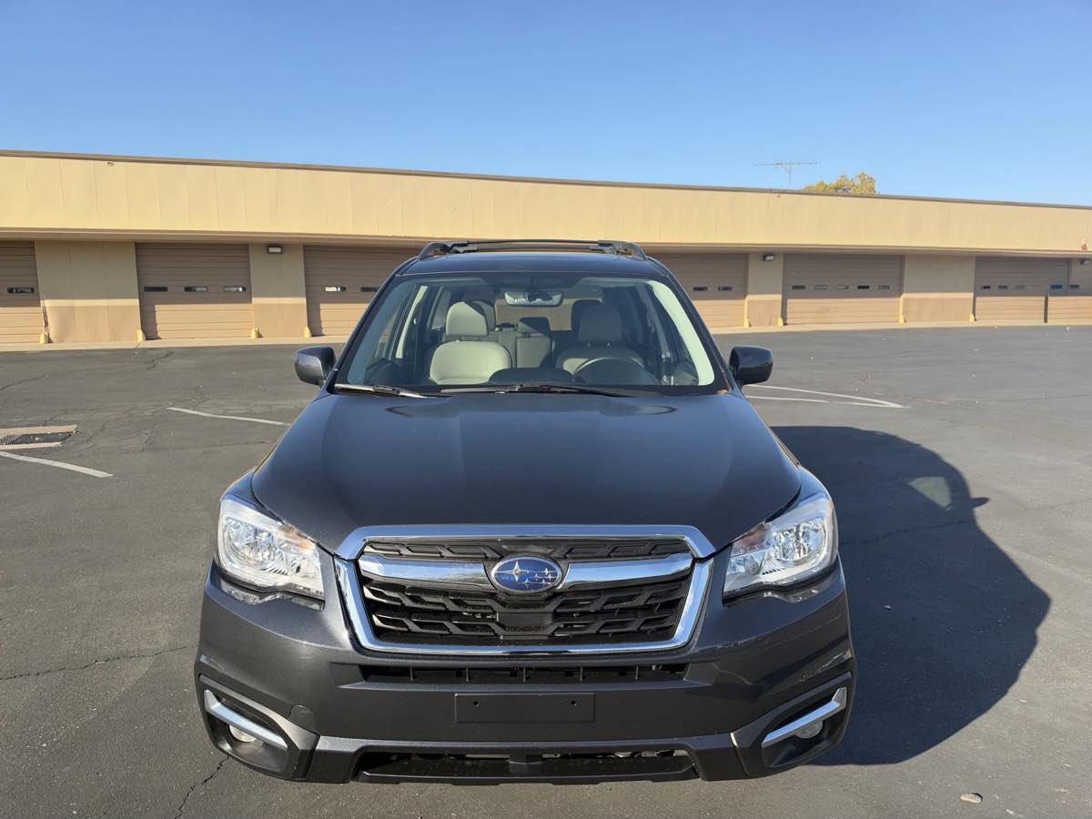 Used 2017 Subaru Forester 2.5i Limited w/ Popular Package #2 AWD/4WD image 2