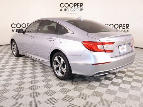 Used 2020 Honda Accord EX image 23