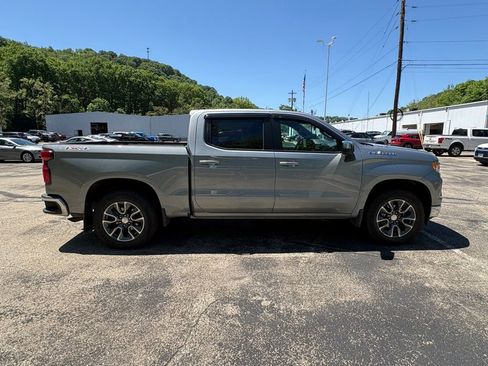Certified 2024 Chevrolet Silverado 1500 LT AWD/4WD image 4
