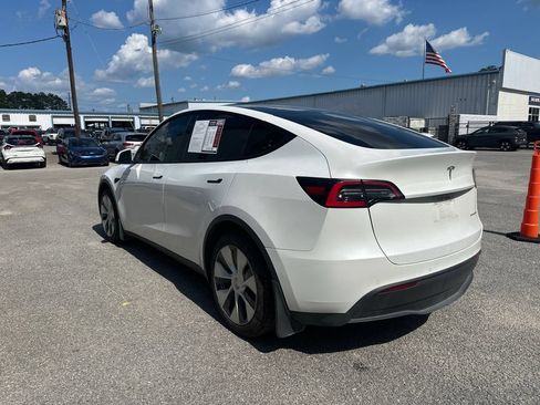 Used 2021 Tesla Model Y Long Range AWD/4WD image 6