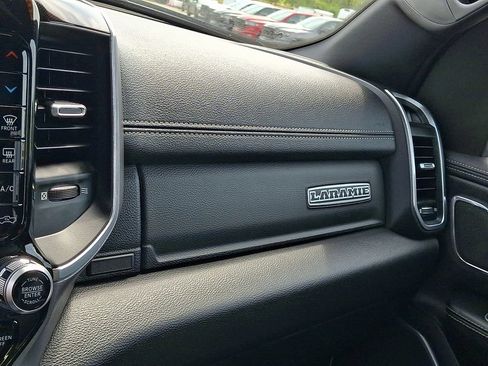Used 2022 RAM 1500 Laramie AWD/4WD image 27