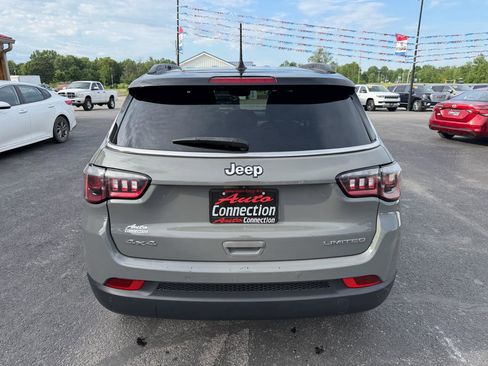 Used 2024 Jeep Compass Limited AWD/4WD image 5