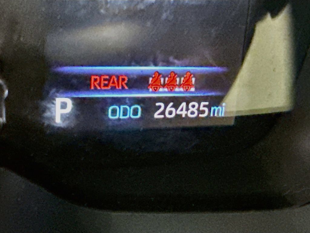 Used 2022 Toyota Corolla LE FWD image 4