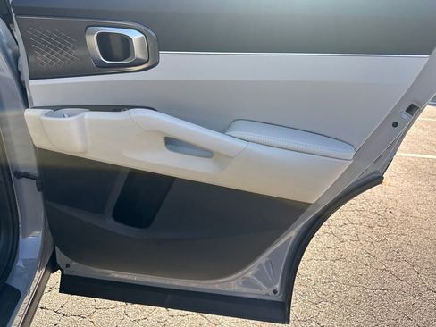 New 2026 Kia Sorento S w/ S Panoramic Sunroof Package FWD image 16