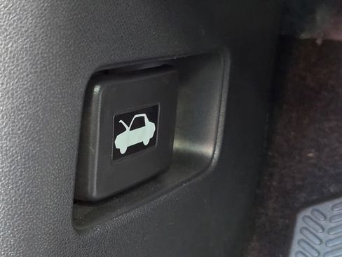 Used 2023 Honda HR-V Sport image 20