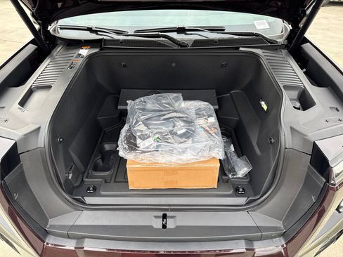 New 2026 GMC Sierra EV Elevation image 8