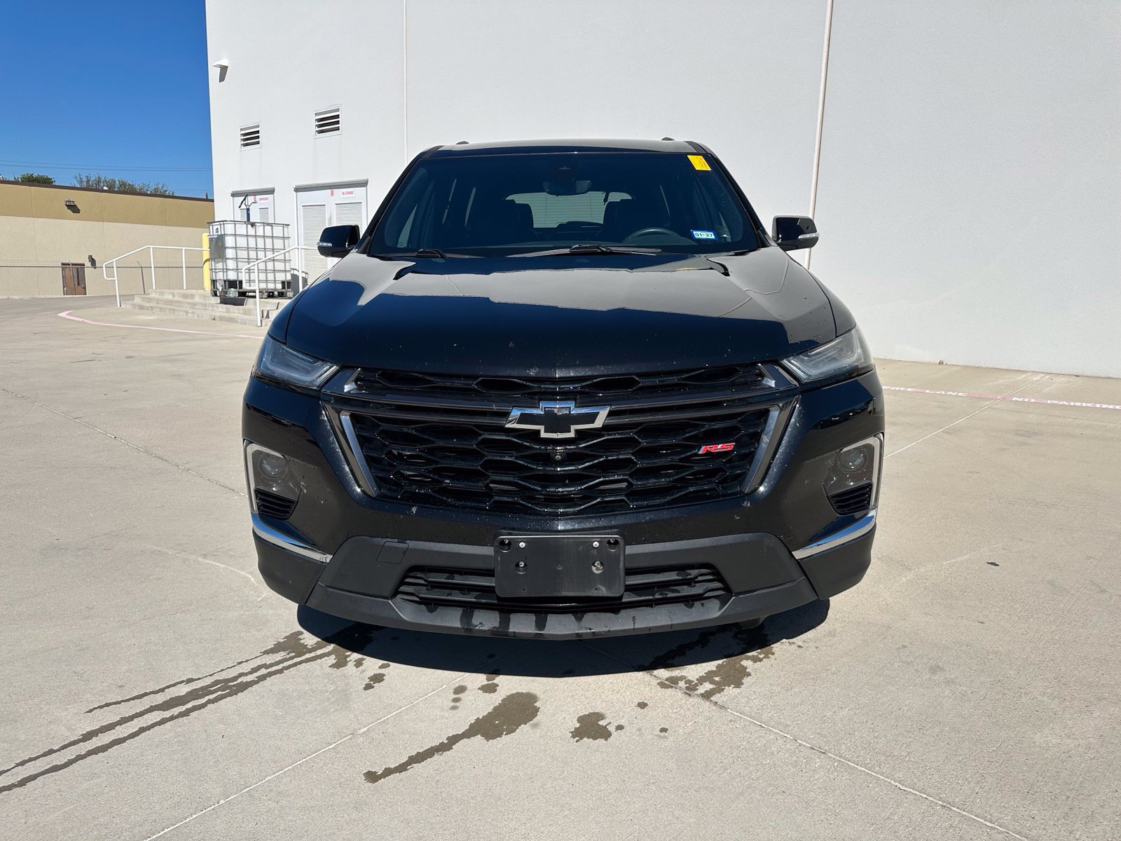 Used 2022 Chevrolet Traverse RS FWD image 2
