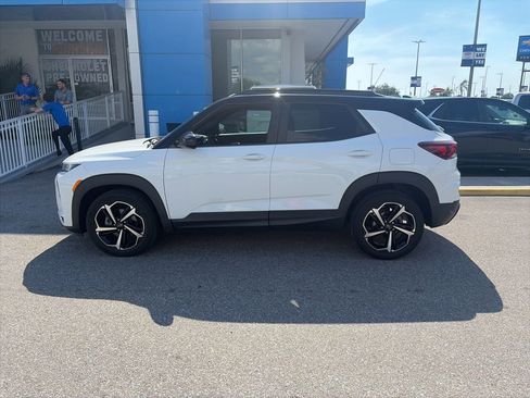 Used 2022 Chevrolet TrailBlazer RS FWD image 7