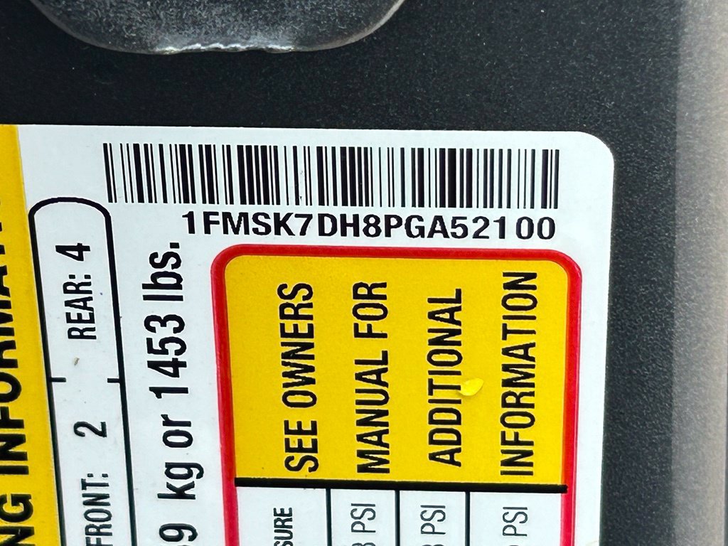 Used 2023 Ford Explorer XLT w/ Equipment Group 202A RWD image 43