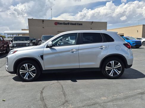 Used 2024 Mitsubishi Outlander Sport SE AWD/4WD image 9