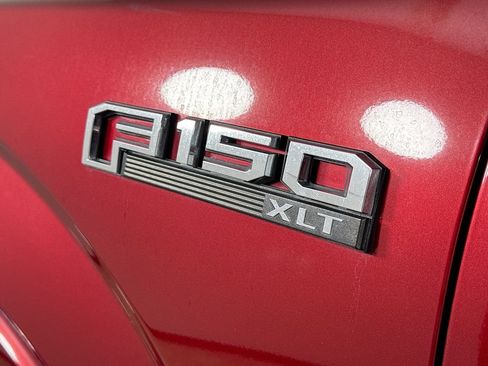Used 2018 Ford F150 XLT w/ Equipment Group 302A Luxury AWD/4WD image 26