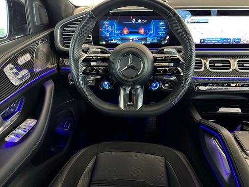 Used 2024 Mercedes-Benz GLS 63 AMG 4MATIC image 16