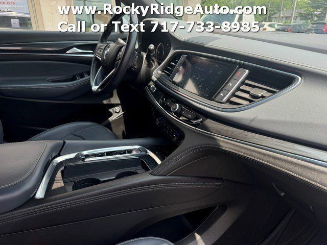 Used 2023 Buick Enclave Essence w/ Experience Buick Package AWD/4WD image 10