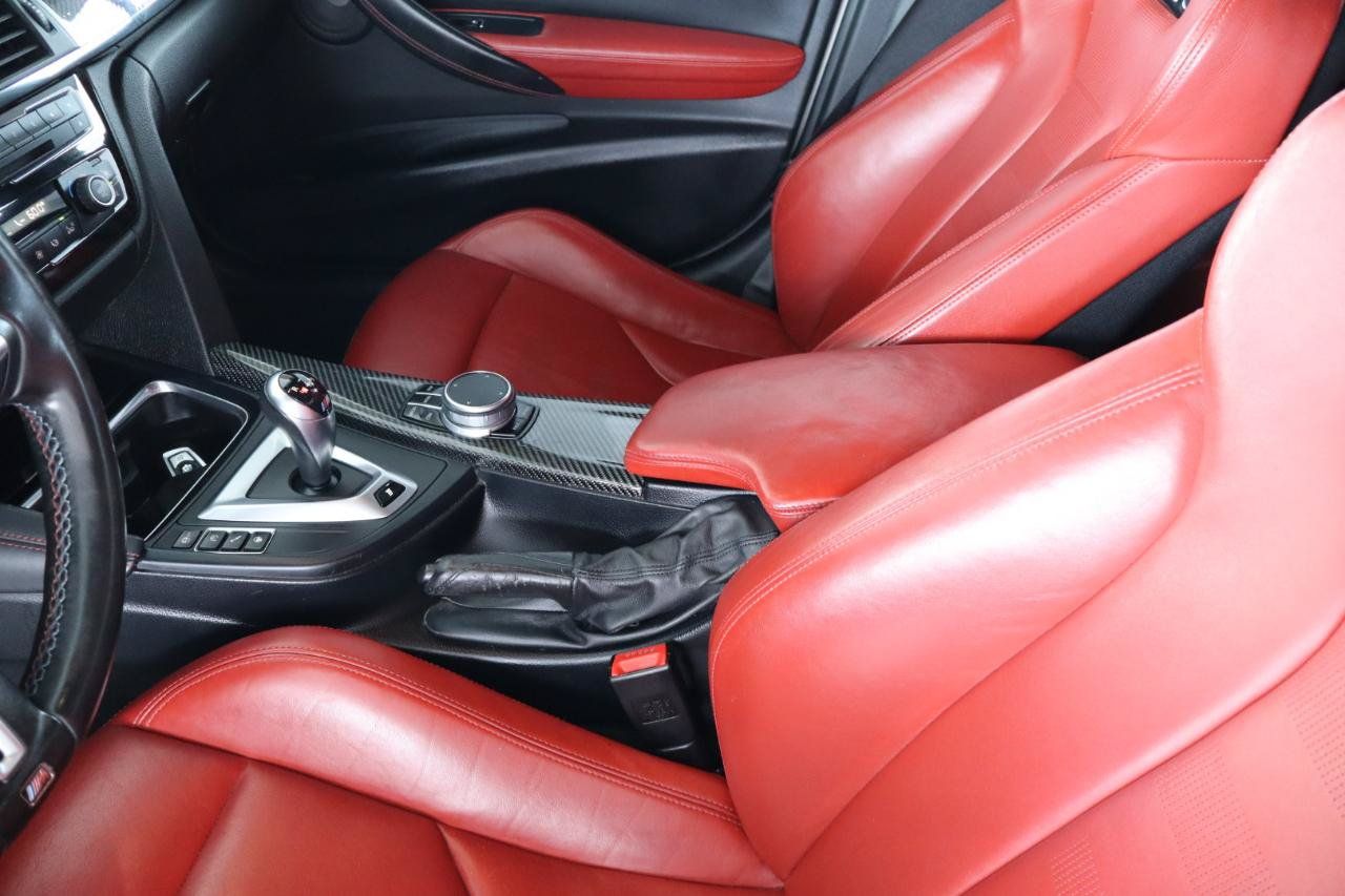 Used 2018 BMW M3 RWD image 17