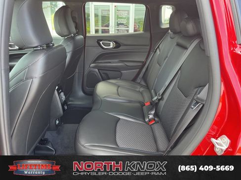 New 2026 Jeep Compass Latitude AWD/4WD image 12