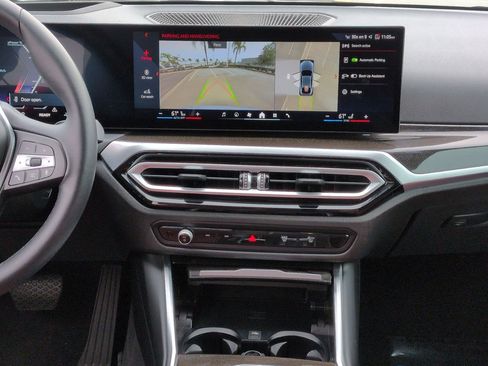 Used 2024 BMW i4 eDrive40 w/ Premium Package image 30