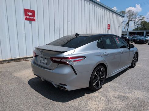 Used 2020 Toyota Camry XSE w/ Navigation Package FWD image 8