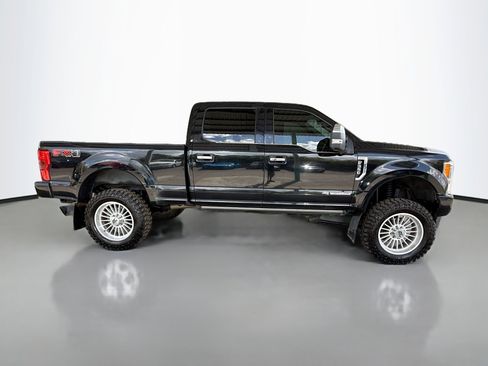 Used 2017 Ford F350 Platinum w/ Platinum Ultimate Package image 11