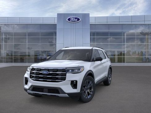 New 2026 Ford Explorer Active w/ Active Comfort Package AWD/4WD image 2