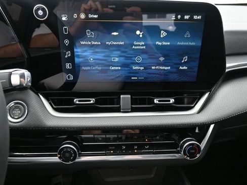 New 2026 Chevrolet Equinox LT w/ Safety and Technology Package FWD image 44