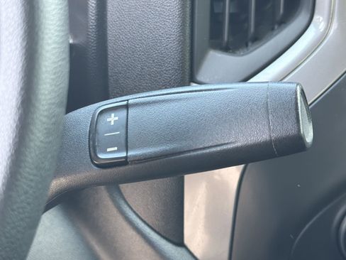 Used 2020 Chevrolet Silverado 1500 Custom Trail Boss w/ Custom Convenience Package image 9