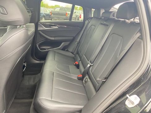 Used 2025 BMW X4 xDrive30i AWD/4WD image 20