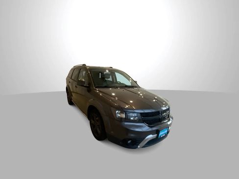 Used 2018 Dodge Journey Crossroad image 2
