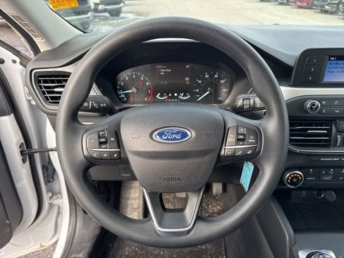 Used 2021 Ford Escape S image 17
