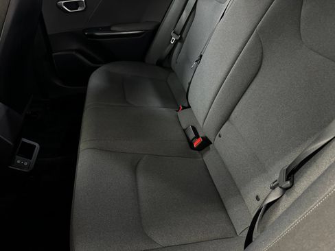 Used 2025 Kia K4 FWD image 11