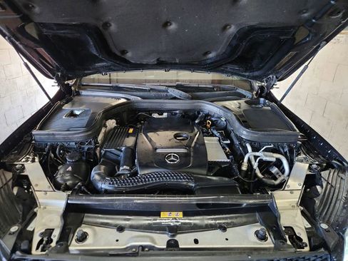 Used 2019 Mercedes-Benz GLC 300 4MATIC image 29