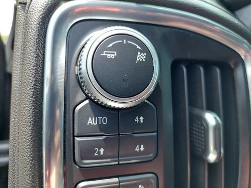 Used 2019 GMC Sierra 1500 AT4 w/ AT4 Premium Package AWD/4WD image 47