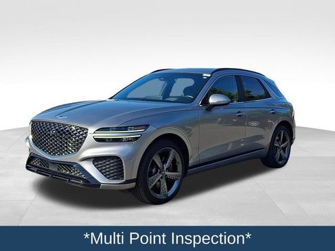 Used 2022 Genesis GV70 3.5T Sport w/ Sport Prestige Package AWD/4WD image 4