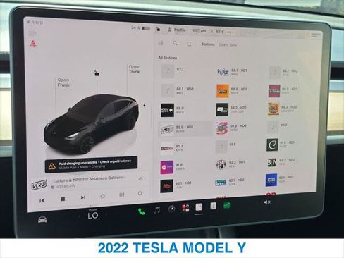 Used 2022 Tesla Model Y Long Range AWD/4WD image 17