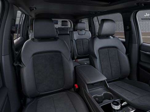 New 2026 Jeep Grand Cherokee L 4WD image 41