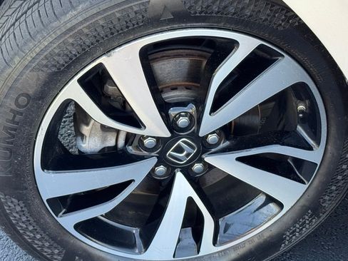 Used 2019 Honda Odyssey Elite image 13