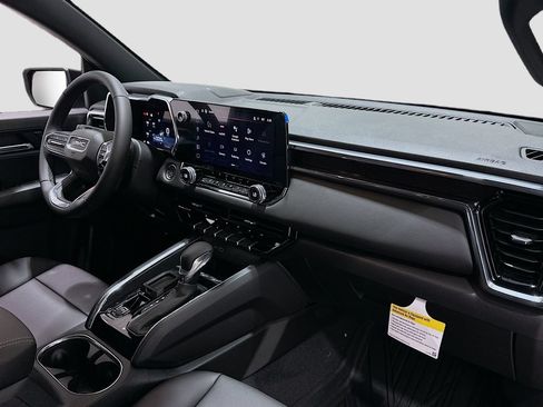 New 2026 GMC Canyon Elevation w/ Convenience Package RWD image 32