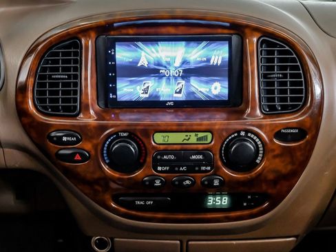 Used 2004 Toyota Sequoia SR5 image 24