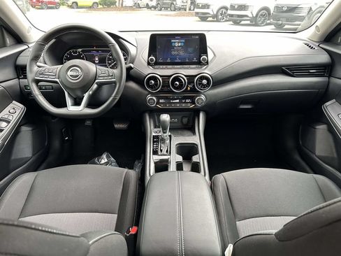 Used 2025 Nissan Sentra SV w/ All-Weather Package FWD image 12