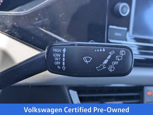 Certified 2024 Volkswagen Taos S FWD image 27