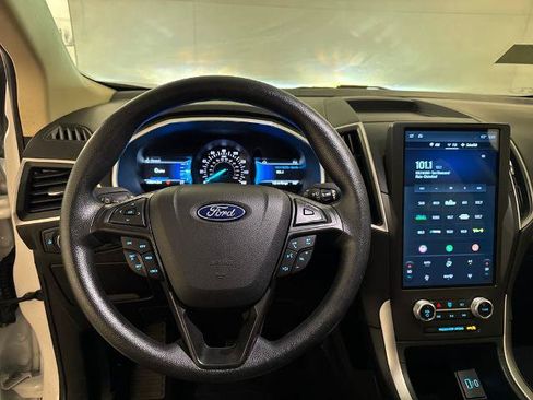 Certified 2021 Ford Edge SE FWD image 5