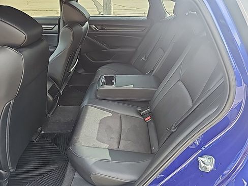 Used 2022 Honda Accord Sport image 14