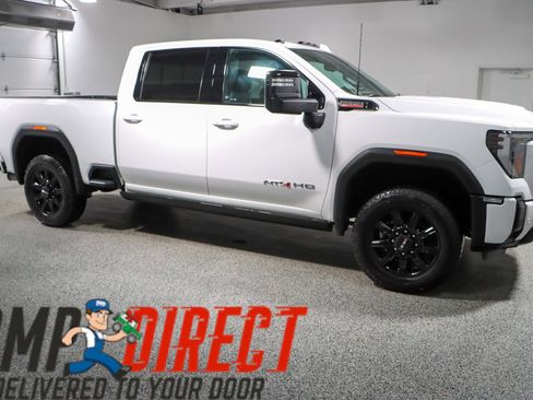 Used 2024 GMC Sierra 2500 AT4 w/ AT4 Premium Plus Package image 6