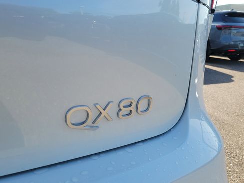 New 2026 INFINITI QX80 Luxe image 6