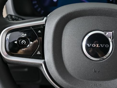 New 2026 Volvo XC90 B6 Plus w/ Protection Package Premier image 10