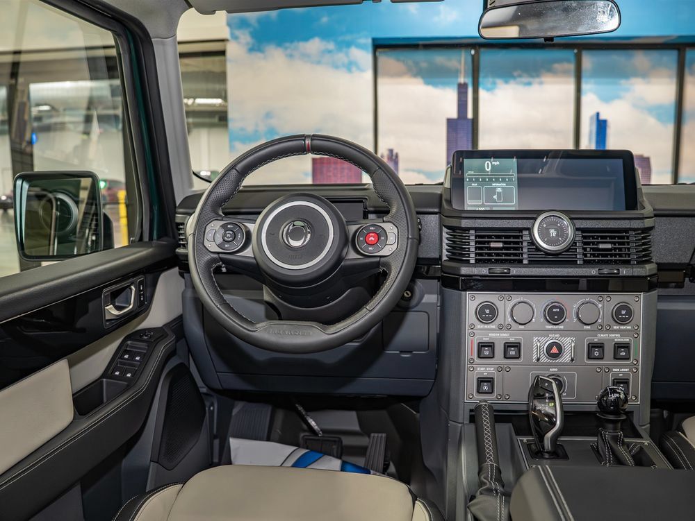Used 2025 INEOS Grenadier Station Wagon AWD/4WD image 16